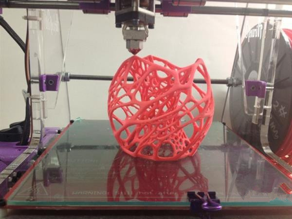 2016年 3D打印機出貨量突破45萬臺，基礎材料銷售迎來增長新機遇